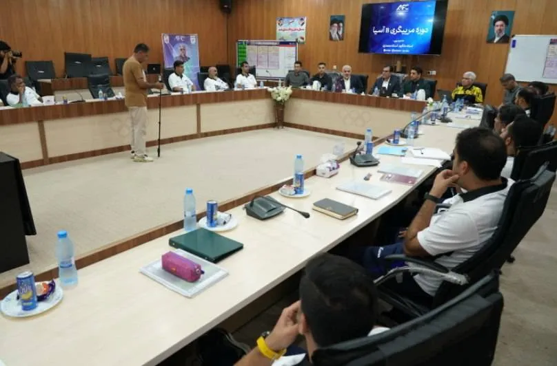 دوره مربیگری فوتبال B آسیا با حضور ۲۴ مربی در بوشهر آغاز شد