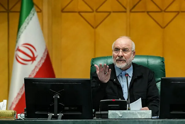 Ghalibaf refutes Trump's claims on strategic waterway