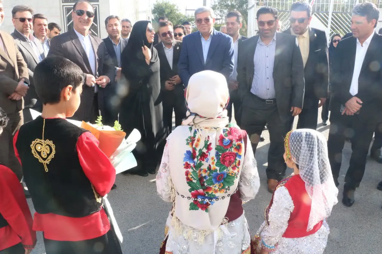 ۱۱۸ هزار فرصت شغلی برای مددجویان بهزیستی در دو سال / فاروج میزبان مرکز جامع توانبخشی می‌شود