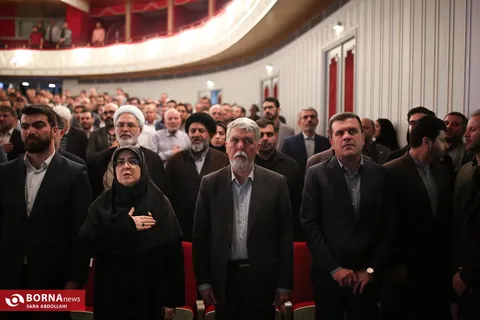 برگزاری دومین آیین «امینِ ایران» با حضور وزیر فرهنگ؛ از روایت خاطرات دیدارهای نخبگان با رهبر شهید تا تاکید بر سکانداری در پیشرفت نانو‌تکنولوژی کشور