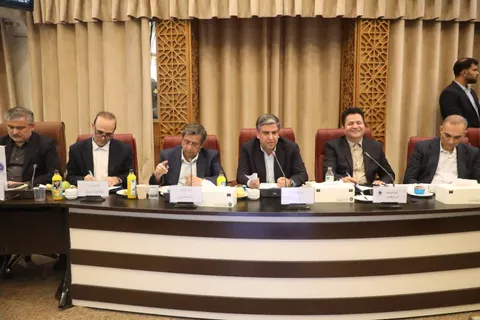 ۴۷هزار میلیارد تومان منابع بانکی برای واحدهای اقتصادی استان هدف‌گذاری شد/ نزدیک ۱۰هزار میلیارد تومان از تعهدات سفر رئیس‌جمهور پرداخت شده است