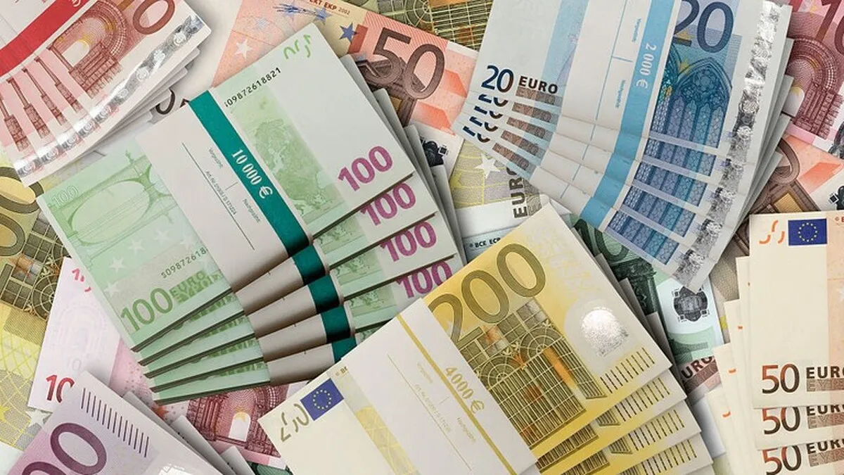 Politico: EU taxpayers to foot €3bn yearly for Ukraine loan
