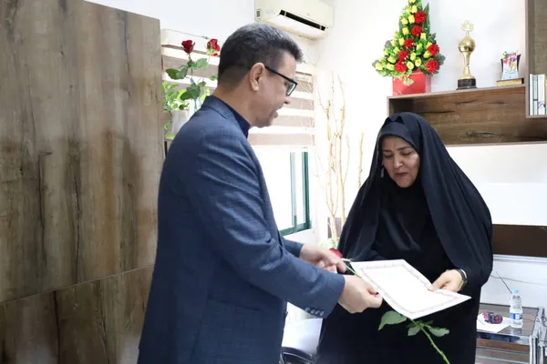 تقدیر مدیرکل ورزش و جوانان خراسان رضوی از کارکنان به مناسبت روز کارمند