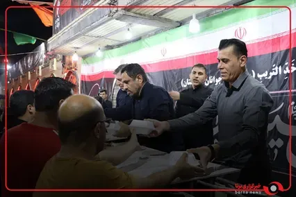 النشاط المتواصل على مدار الساعة لموكب وزارة الرياضة والشباب في محافظة خوزستان عند منفذ جَذابة الحدودي