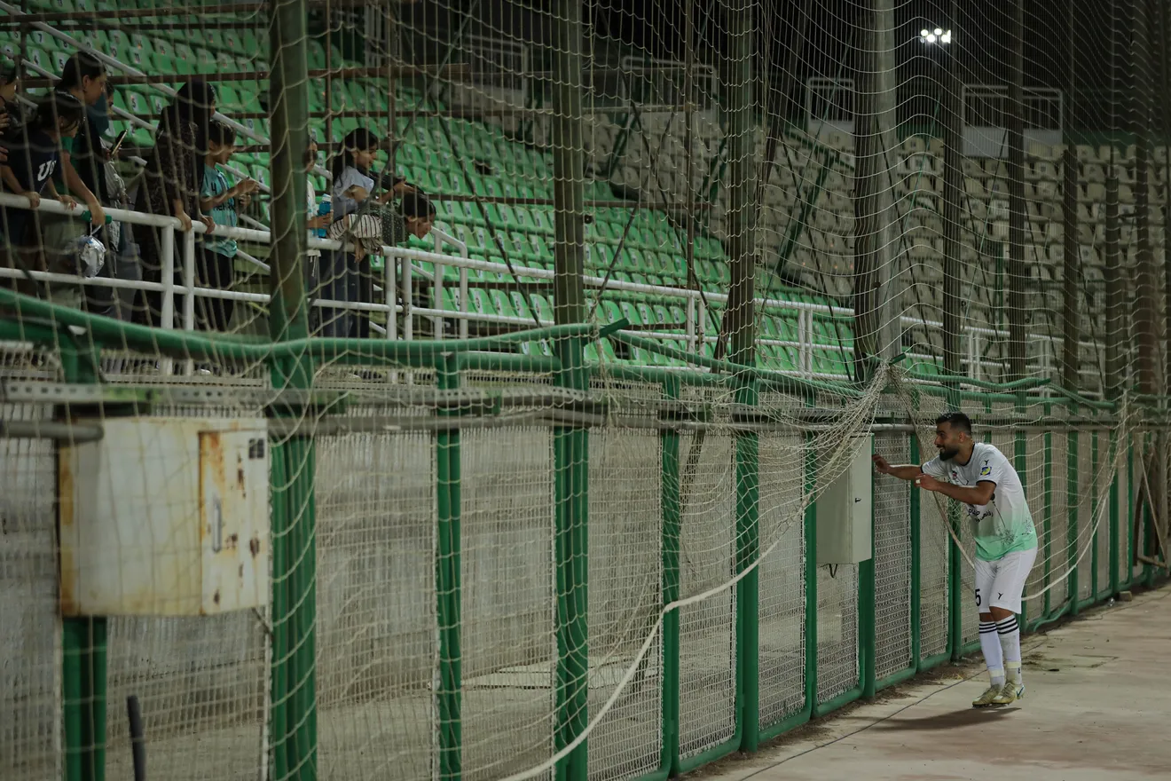 دیدار تیم های فوتبال ذوب آهن- فولاد خورستان