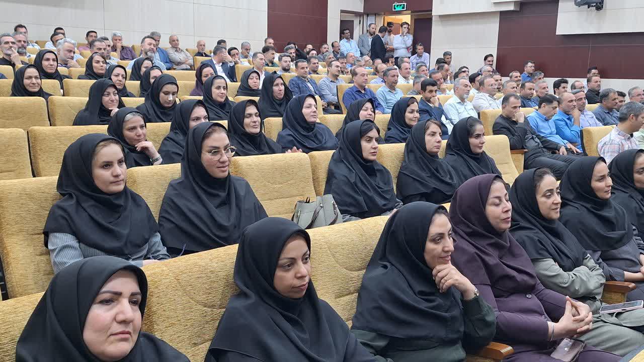 قزوین در اقتصاد ملی نقش اساسی دارد/ نقشه راه عبور از چالشهای گاز تدوین شده است قزوین در اقتصاد ملی نقش اساسی دارد/ نقشه راه عبور از چالشهای گاز تدوین شده است