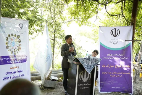 جلسه هم‌اندیشی فعالان ازدواج و جمعیت در بخش چاروسا برگزار شد
