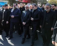 حاجی‌میرزایی: پشتیبانی از نیروهای مسلح و مدیریت اقتصاد، دو اولویت اصلی دولت در شرایط کنونی است