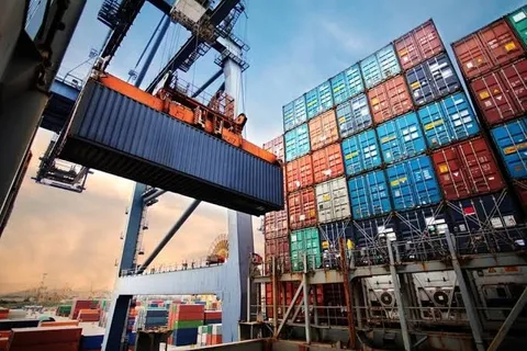 صادرات غیرنفتی کشور در سال ۱۴۰۴ به ۵۲ میلیارد دلار رسید