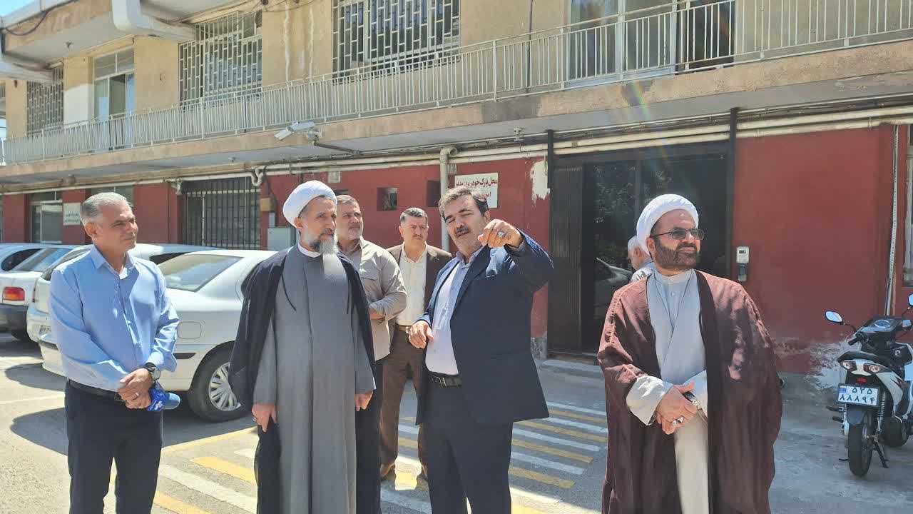 با رصد و پایش مستمر میزان مصرف انرژی مشترکین و مدیریت ناترازیها از پیک بار عبور می کنیم با رصد و پایش مستمر میزان مصرف انرژی مشترکین و مدیریت ناترازیها از پیک بار عبور می کنیم