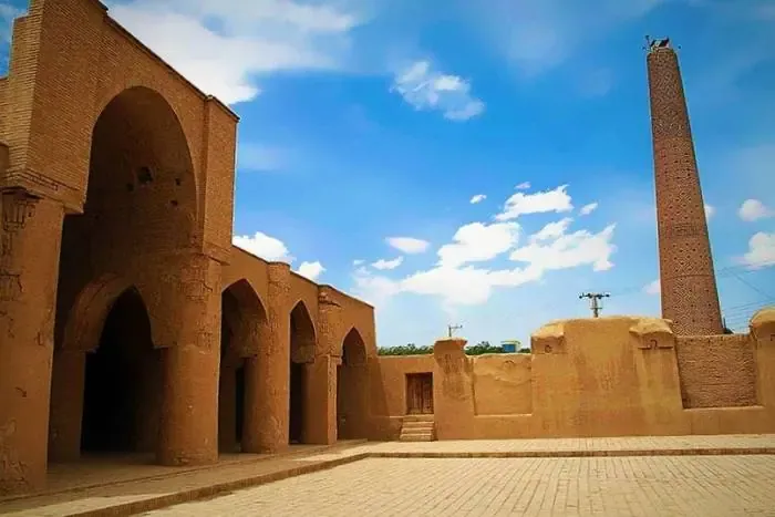 جاذبه های تاریخی و گردشگری روستای فهرج  یزد
