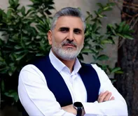 جهان‌شمولیِ کلام سعدی؛ از شیراز تا کاخ الیزه