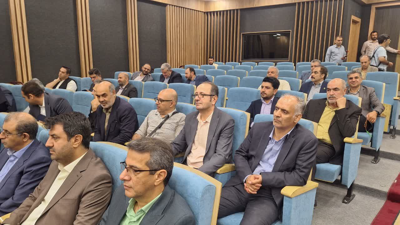 تأکید نماینده ولی‌فقیه در قزوین بر استفاده مدیران از مشورت صاحب نظران