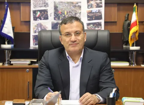 شهردار اراک: آتش‌نشان، نام دیگر مسئولیت در سخت‌ترین لحظه‌های شهر است