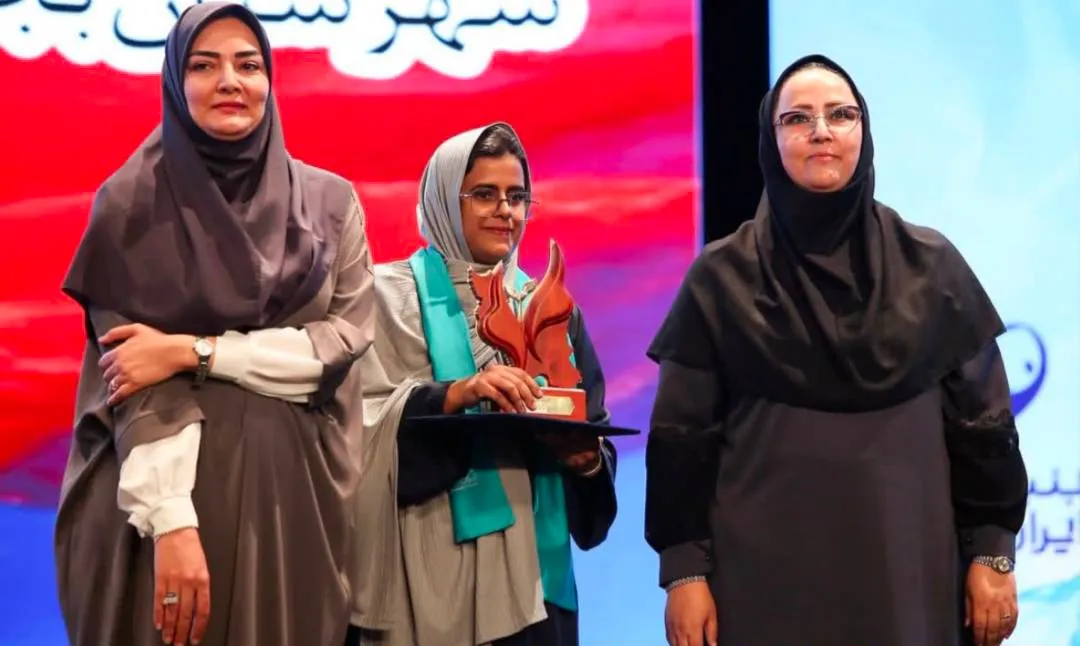 کسب رتبه ملی توسط دبیر مؤسسه نواندیش هرمزان در جشنواره ملی «اتفاق ۵»