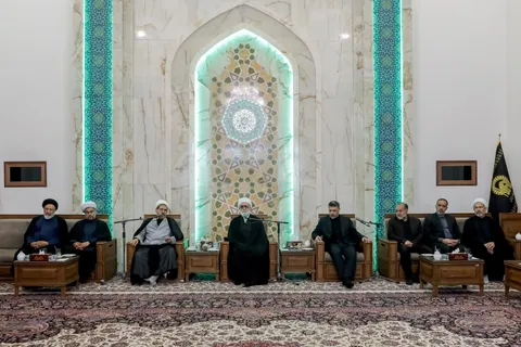 تولیت آستان قدس رضوی: ورود به‌موقع و پیشگیری از جرم دستگاه قضا، گره‌گشای مشکلات مردم است