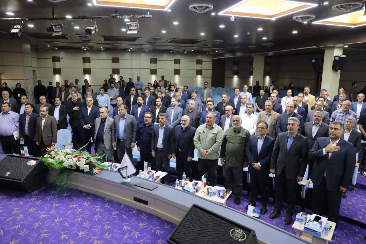 استاندار خوزستان: احیای جایگاه اقتصادی خرمشهر و آبادان در گرو توسعه بخش خصوصی است / تفاهمنامه ایجاد بازارچه مشترک مرزی با عراق امضا شد استاندار خوزستان: احیای جایگاه اقتصادی خرمشهر و آبادان در گرو توسعه بخش خصوصی است / تفاهمنامه ایجاد بازارچه مشترک مرزی با عراق امضا شد