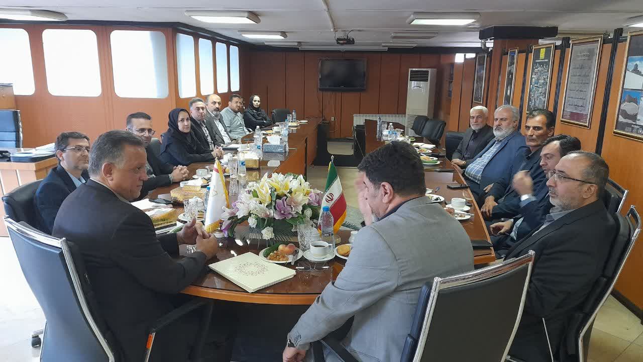 بانک صنعت ومعدن نقش مهمی در حمایت مالی از صنعتگران و تولیدکنندگان دارد