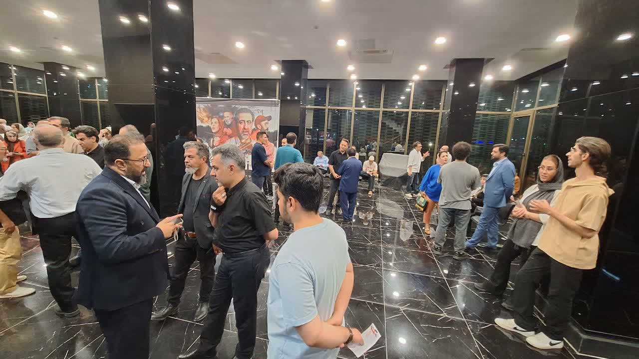 نمایش «ساعت صفر ژنراتور» در تئاتر شهر قزوین به روی صحنه رفت
