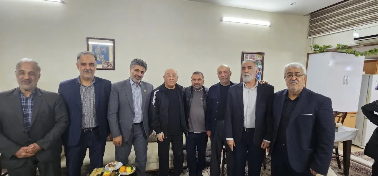 تجلیل از پیشکسوت ورزش قم در دیدار صمیمانه دکتر سلطانی 